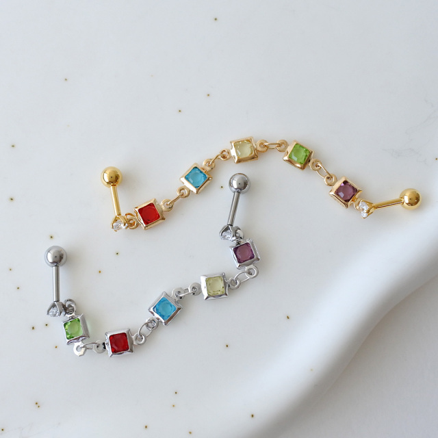 Chloe shell ピアス Chloé Shellsピアス の金色 CHC25UFE32CB79DC | Chloé JP