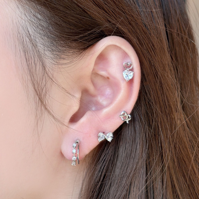 14G 16G ］華奢にきらめく、大人の リボン ジュエル りぼん 可愛い