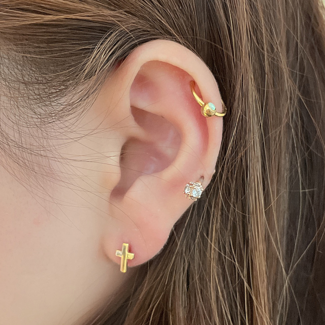 クリスタル ストーン 大人気 ゴールド　ピアス　CCロゴ COLOR CALYX PIERCED EARRINGS(オレンジムーンストーン)(2JP1072