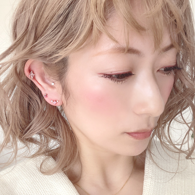 ◆e.m.◆美品！キュービックジルコニアピアス 16G ］一点投入するだけで気分が上がって、今っぽく洒落見えする
