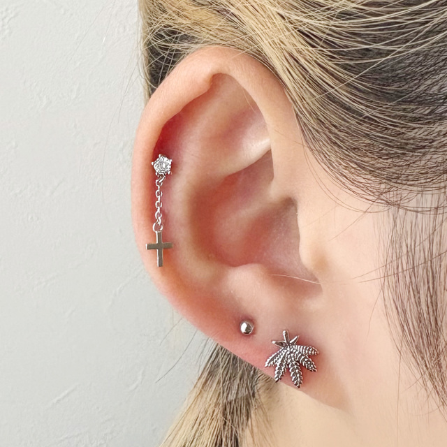 14G 16G ］キュービックと揺れる クロス が大人の女性にぴったりな繊細