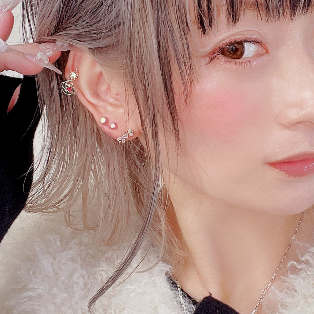 16G ］表情変わる オーロラ CZ 定番 シンプル ストレート 軟骨ピアス