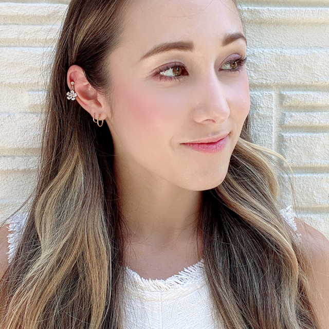 14G 16G ］華やかで大人かわいい表情を演出してくれる。キュービック