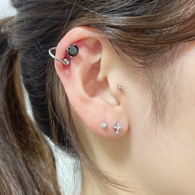 ピアス　No.4394 16G 14G ]オールステンレス 素材が嬉しい！クール BLACK オニキス 1粒