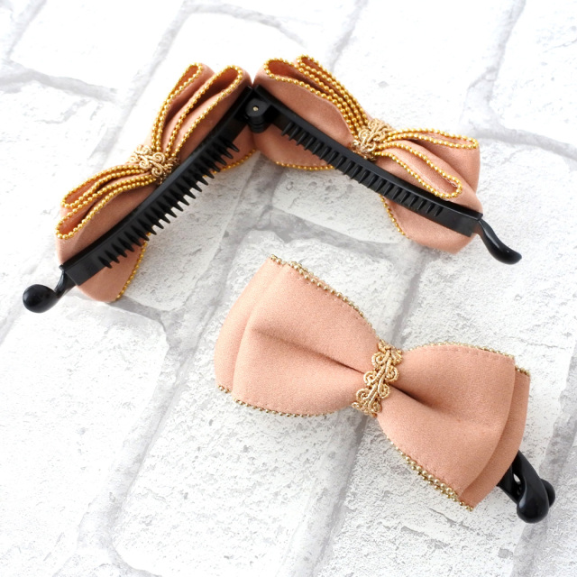 甘さを抑えたラメリボンがポイント♪大人女性にぴったりな、リボン