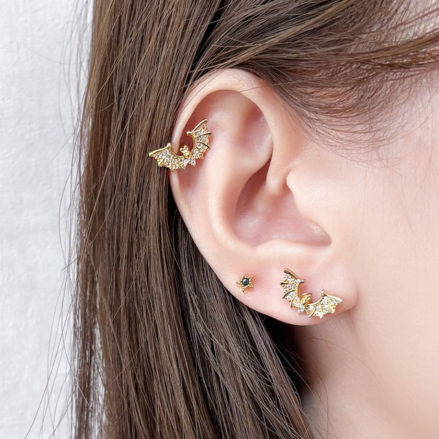 MAGICAL DESIGN シルバーピアス　コウモリ　BAT EARRING MAGICAL DESIGN シルバーピアス コウモリ BAT EARRING MAGICAL DESIGN