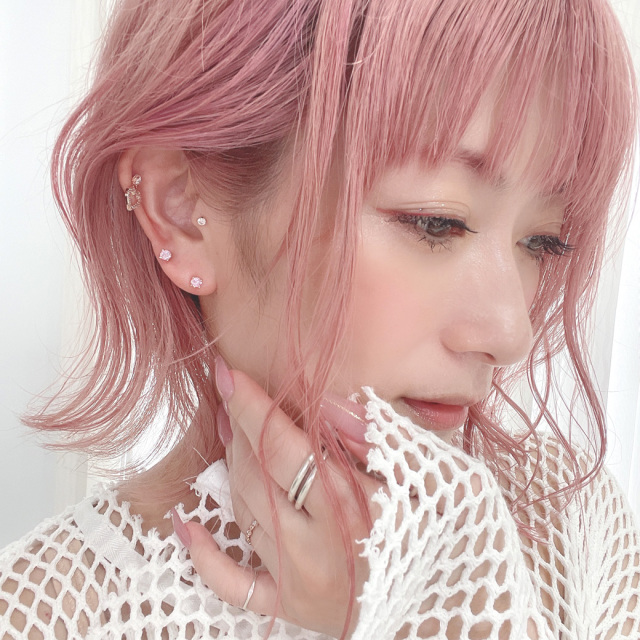 16G］揺れる度に煌く豪華ジュエルハート 軟骨ピアス ヘリックス