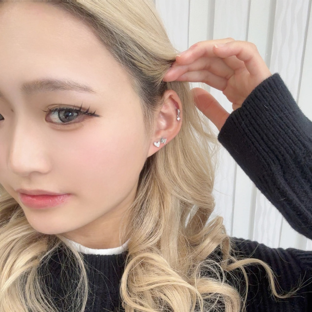 ハート型パールピアス　アシンメトリー agnes b.（アニエスベー） ピアス b.”ロゴ ハート パール ピアス