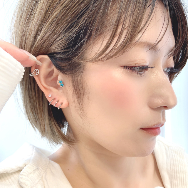 ピアスようなイヤーカフ ”シンプルで合わせやすいのが嬉しい！3連