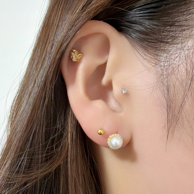 14G 16G ］パール×縁取りキュービックジルコニア 耳元をぐっと華やかに