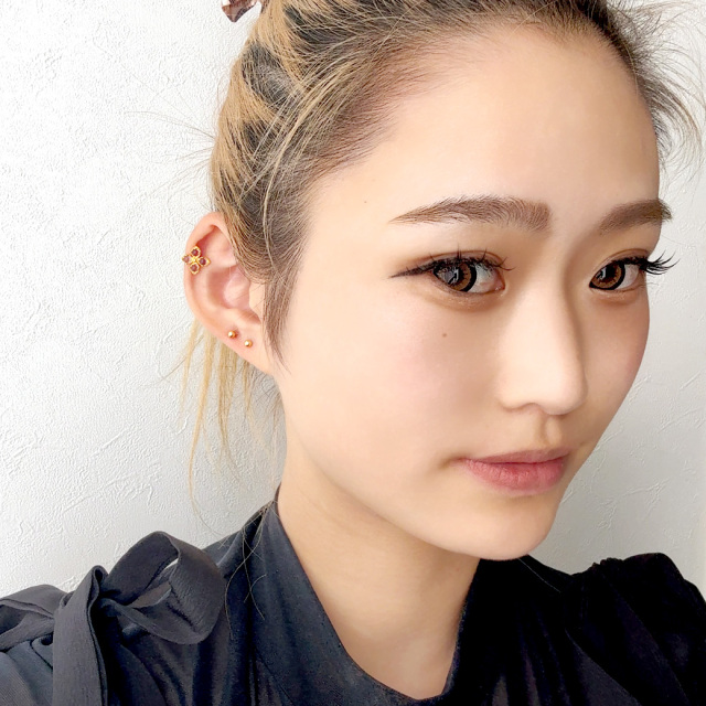 専用です。アンデルヨン　花とベリーのピアス 14G 16G ］繊細なデザインが大人可愛いフラワー リーフ デザイン 花