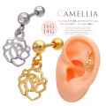 ★最大83%OFF！★夏のクリアランスセール！★［14G 16G ］甘すぎない、大人かわいい存在感。 メタルカメリア フラワー 花 ◇SPICYLIPSオリジナル◇ 軟骨ピアス ヘリックス ボディピアス 1092