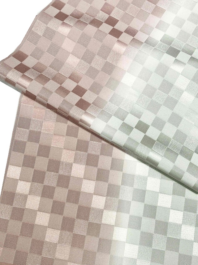 【帯揚げ】【丹後縮緬】【手染め】【二色染め分け】【くすみピンク/シルバーグレー】【市松地模様/チェック】【絹100%】【日本製】【業者在庫放出品 掘出し価格】【送料全国一律510円】