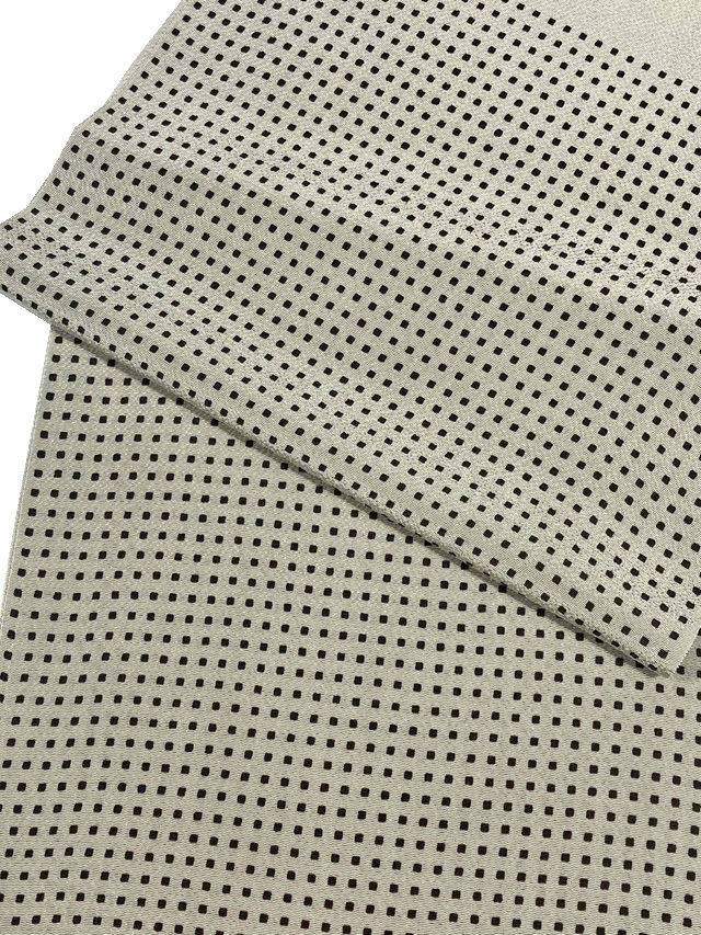 【帯揚げ】【丹後縮緬】【型染め】【スクエアー ドット】【ベージュ】【絹100%】【日本製】【業者在庫放出品 掘出し価格】【送料全国一律510円】