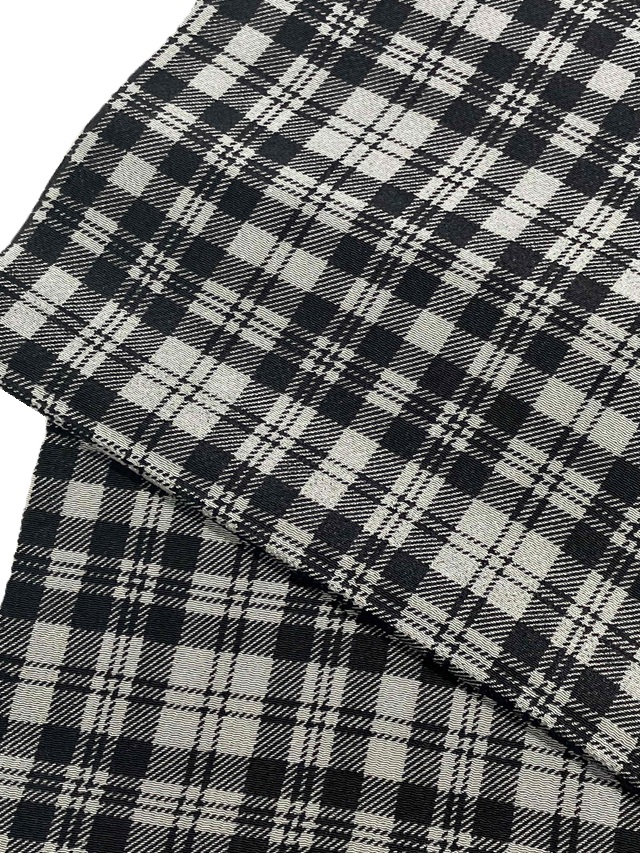 【帯揚げ】【丹後縮緬】【型染め】【タータンチェック】【モノトーン】【絹100%】【日本製】【業者在庫放出品 掘出し価格】【送料全国一律510円】