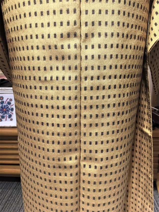 単衣の季節に最適 本塩沢 手仕事の極み 美しいキモノ掲載品が