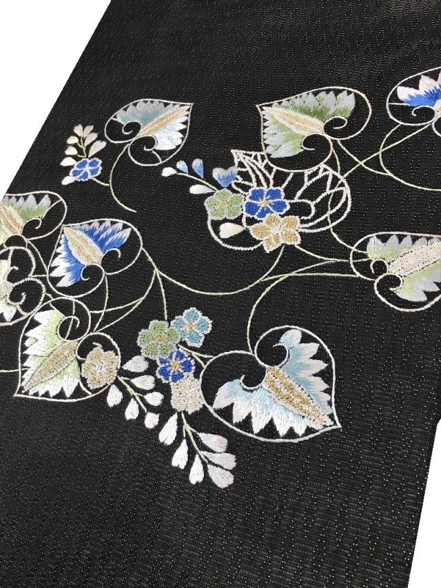K-2940 訪問着 中国総刺繍 花唐草模様 グラデーション 薄水色-