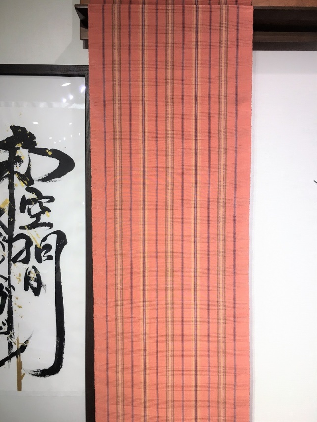 名古屋帯 九寸 沖縄県 首里花織 首里織 手織 薄ベージュ 新古品 kp2036 名古屋帯 九寸 沖縄県 首里花織 首里織 手織 薄ベージュ 新古品