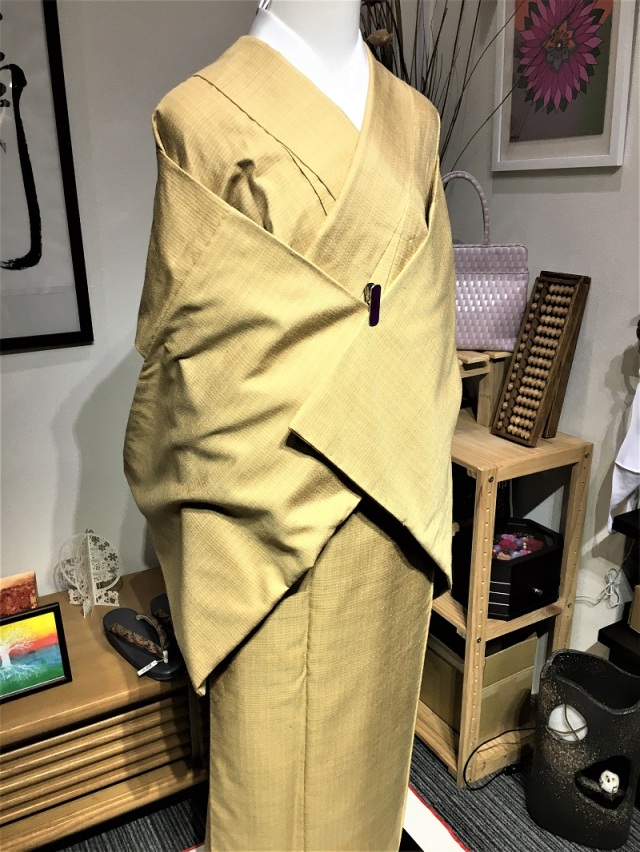 上原美智子 ｜ほっこりとした紬の風合い 優しく目に映る自然色｜着物