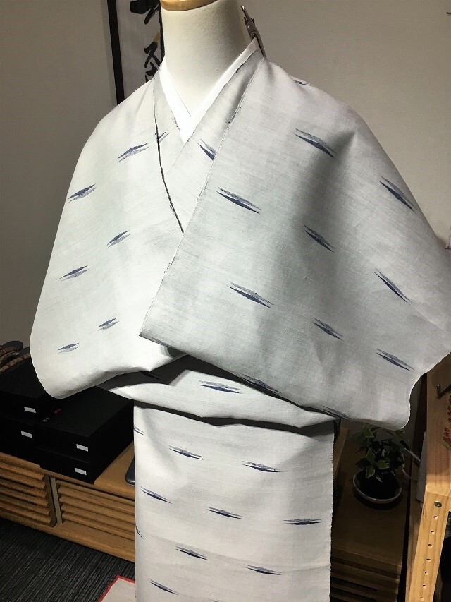 紬 ゆうな×藍染 本場久米島紬 （本場久米島紬 ゆうな染め 草木染