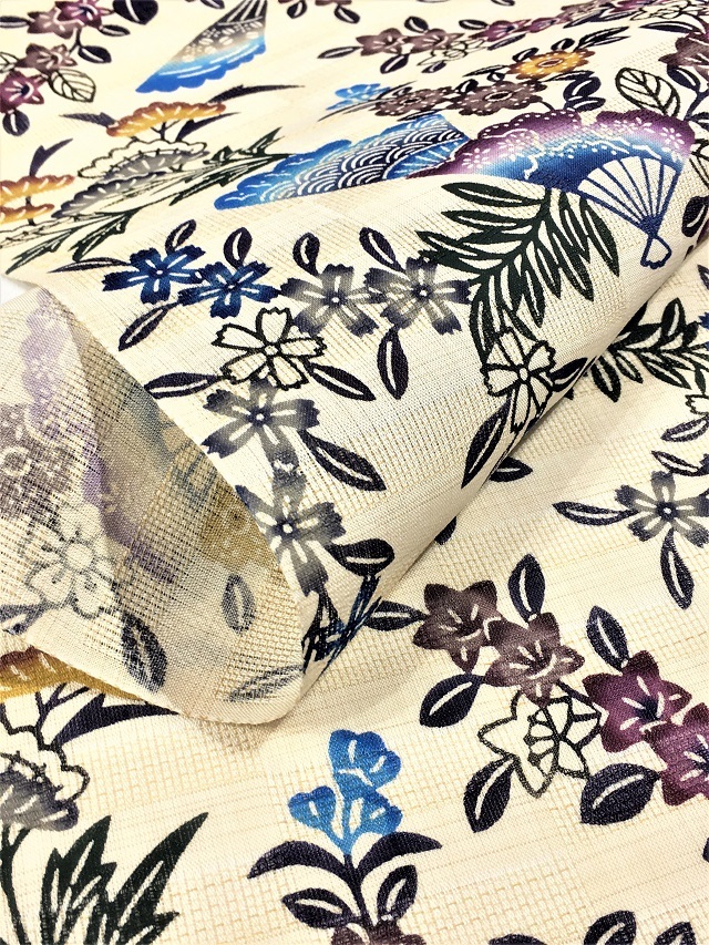 城間栄順 現代紅型の礎を築いた巨匠 小千谷麻布地 扇に小花｜着物