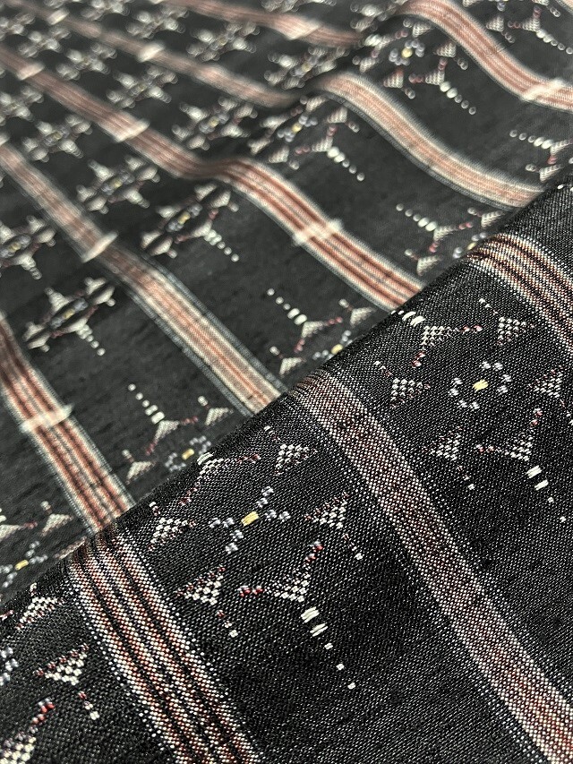 読谷山花織｜希少な伝統工芸品 満天の星のように｜着物セレクト専門店