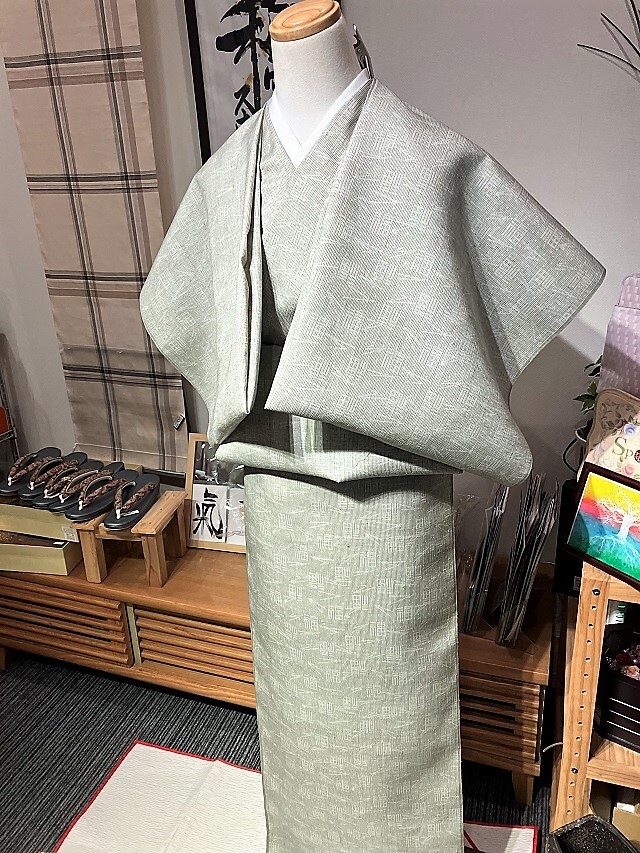 正絹結城紬着物（後染め）