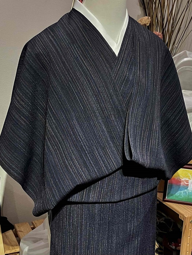鬼しぼ本塩沢 単衣の季節に最適 名門 林宗平工房| 着物セレクト専門店