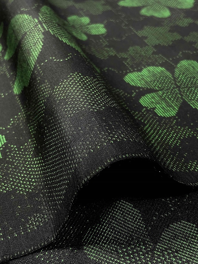 四つ葉のクローバー/PEACE 本場大島紬 伝統の技とフレッシュな感性が