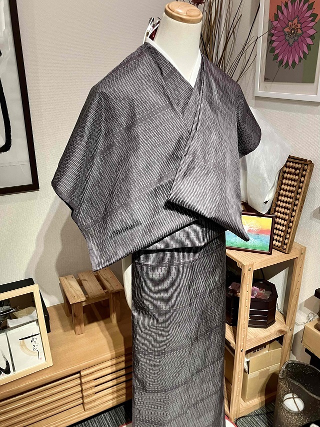 大島紬 一元式 正絹 袷 未使用しつけ糸つき - メルカリ