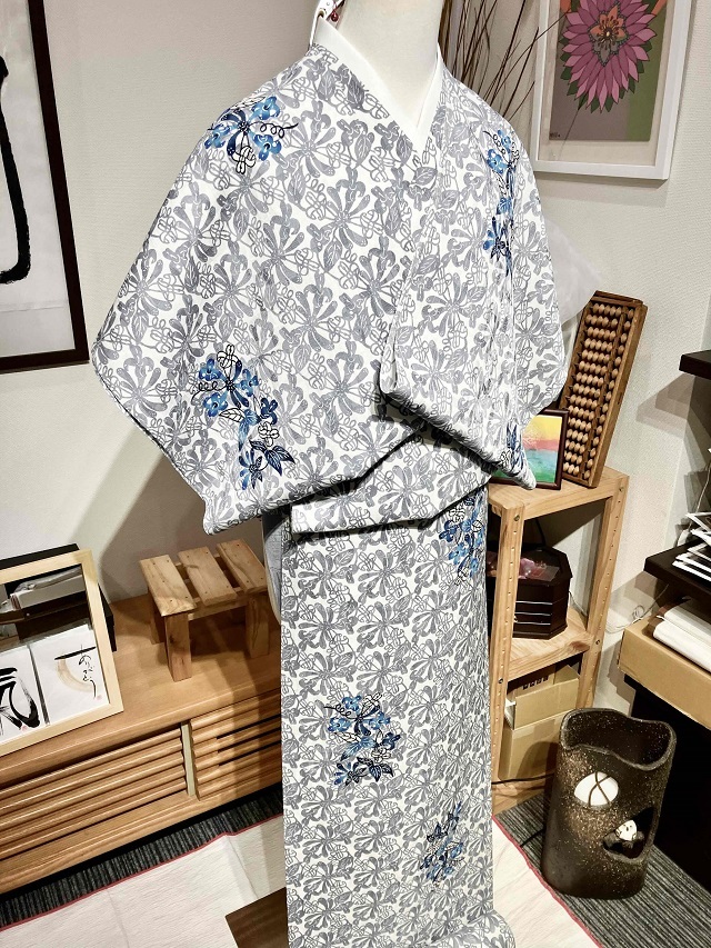 城間栄順 紅型染 着尺 カエンカズラ｜着物セレクト専門店スポットガーデン
