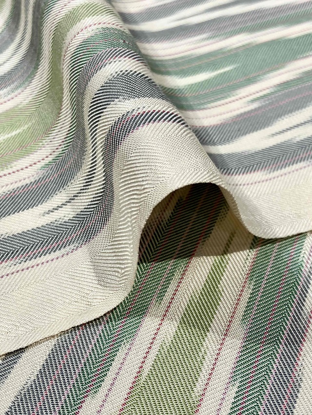 根津美和子 美しいキモノ2024年秋号掲載 綾絣九寸名古屋帯｜着物