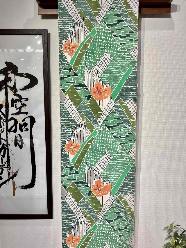 中島敬子 国展出展作品 屋並み 型絵染 九寸名古屋帯 唯一無二の存在感