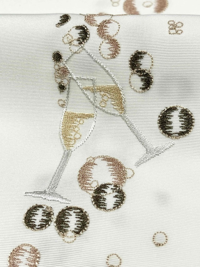 まりぼん 様A88✨ 白シルバーのギッシリ刺繍の華やかな刺繍半襟 日本製 新品 刺繍半衿 ワイングラス 日本製 白3｜着物セレクト専門店スポットガーデン