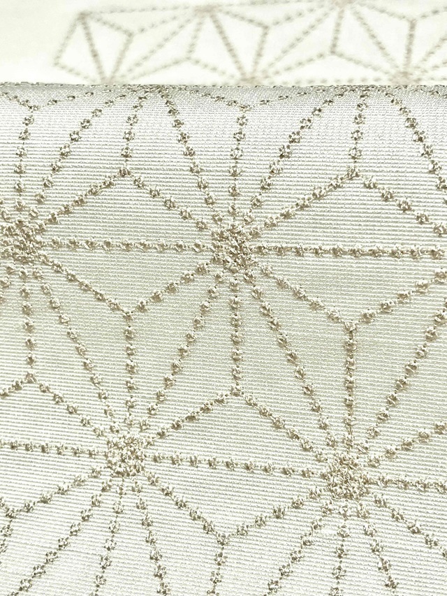 半衿刺繍