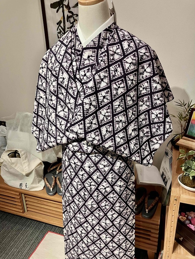 紫根染　着物