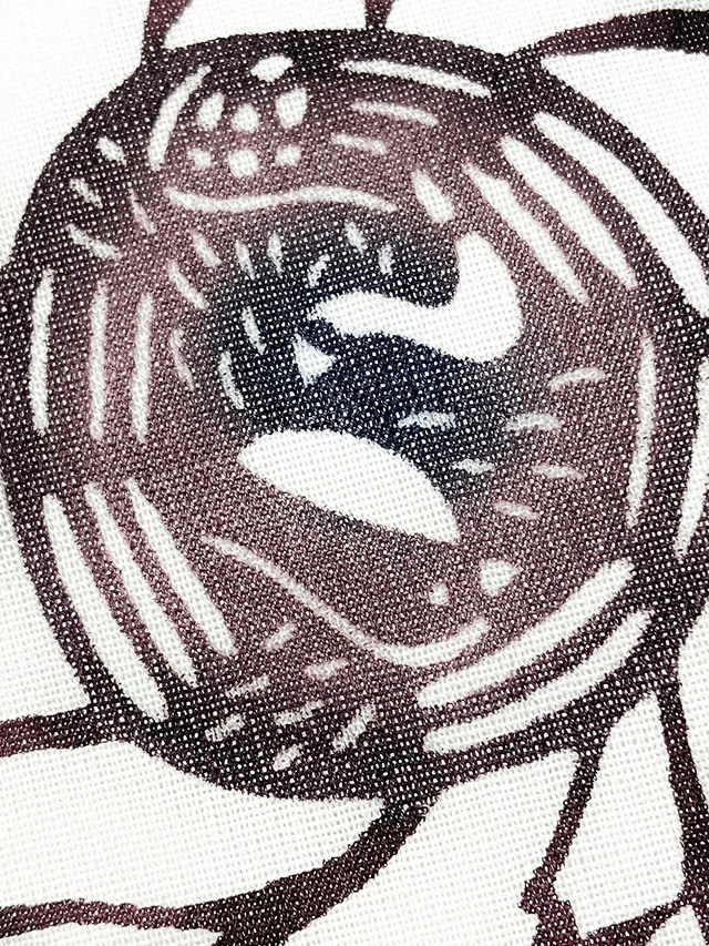 城間栄順　紅型　夏大島東郷織物