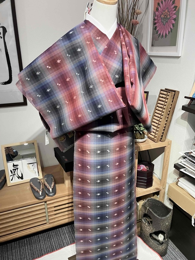 本場琉球夏絣 トゥイグァー｜抜群の清涼感・工芸の風格｜着物セレクト