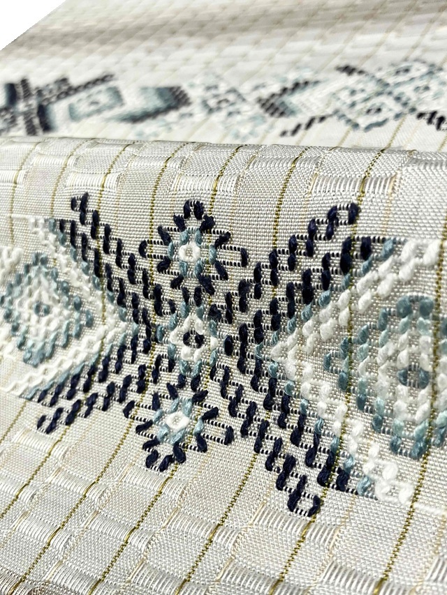 秋露 工房真南風 本場琉球花織 九寸名古屋帯 至高の花織｜着物セレクト