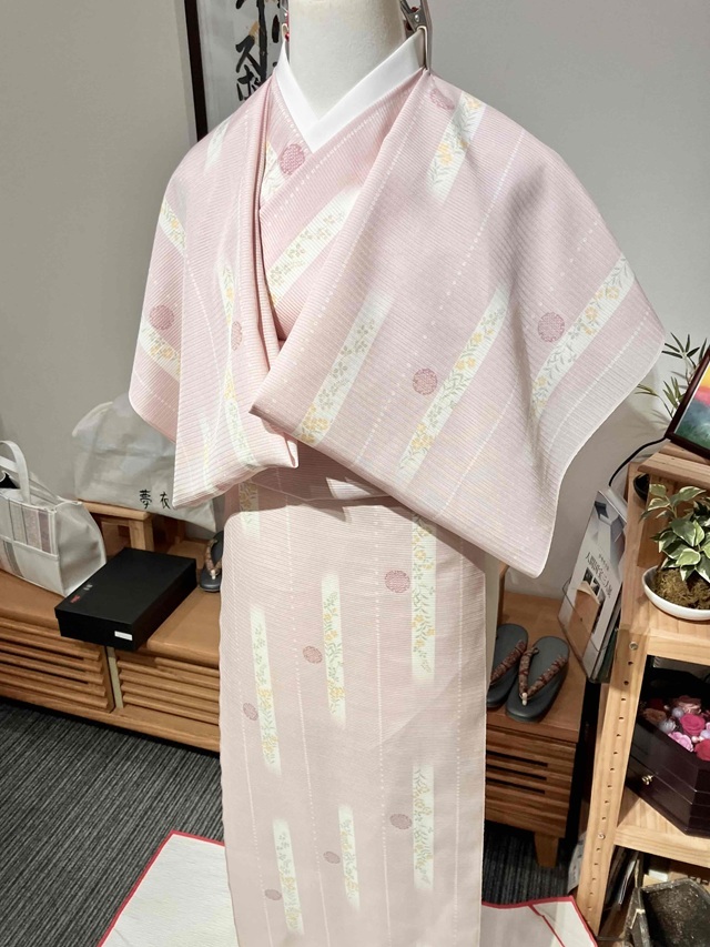 小紋/絽/美品/ピンク/仕立上がり/適応身長147～155㎝/5236 小紋/絽/美品/ピンク/仕立上がり/適応身長147～155㎝/5236の通販 by
