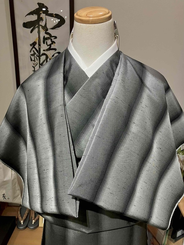 牛首紬 先染め　鰹縞