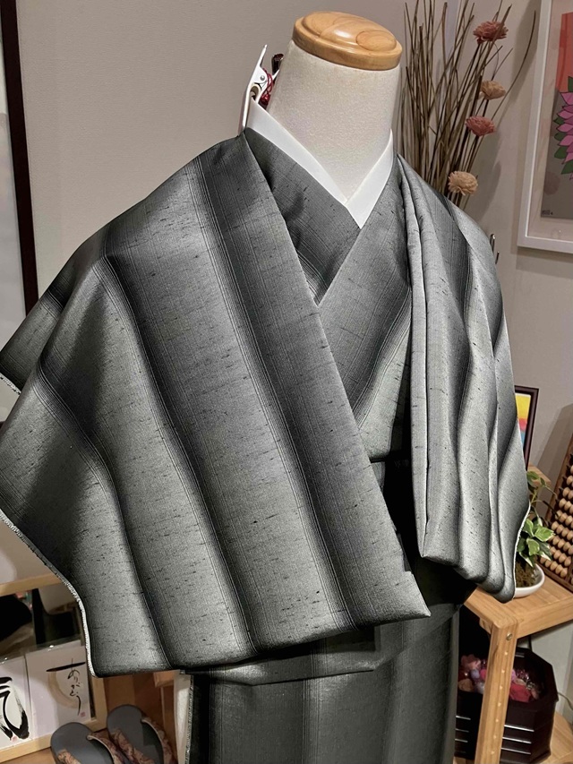 牛首紬 先染め　鰹縞