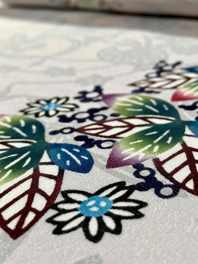 S*i様 単衣 縮緬 紅型 正絹 藍の素敵な鳥 U-8687 単衣 縮緬 紅型 正絹 藍の素敵な鳥 U-8687