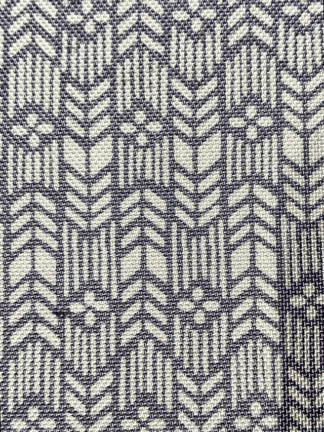 伊勢型小紋 牛首紬 重要無形文化財 矢羽根 破格値アウトレット｜彫師