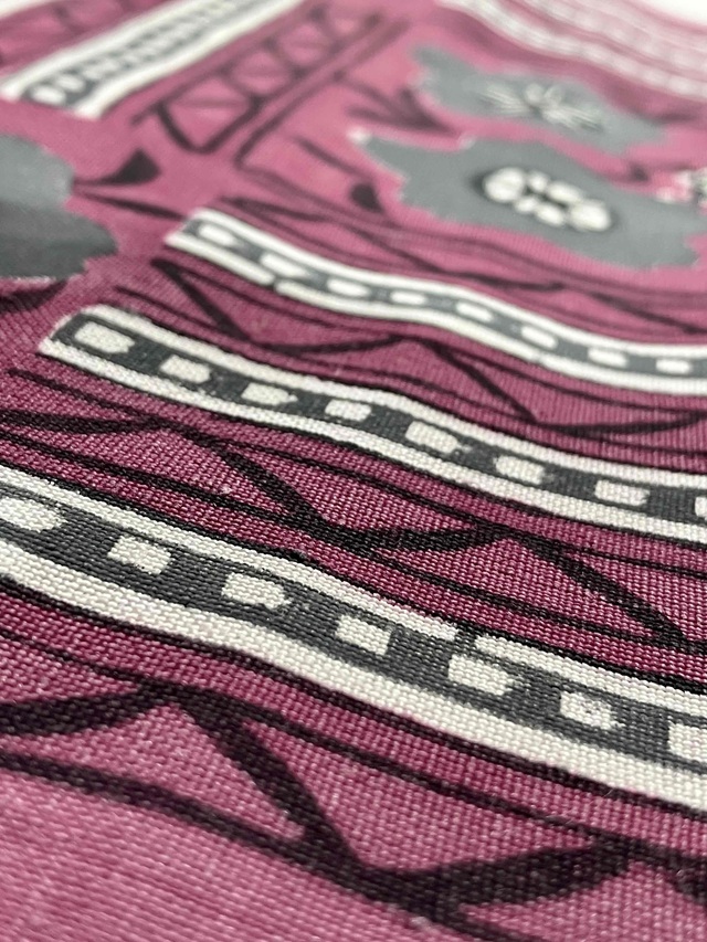 荒川眞理子 型絵染の世界 作品名「さくら サクラ」上田紬地 九寸名古屋