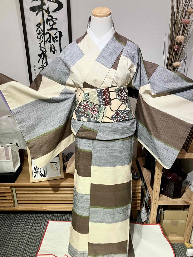 伊那紬 美しいキモノ