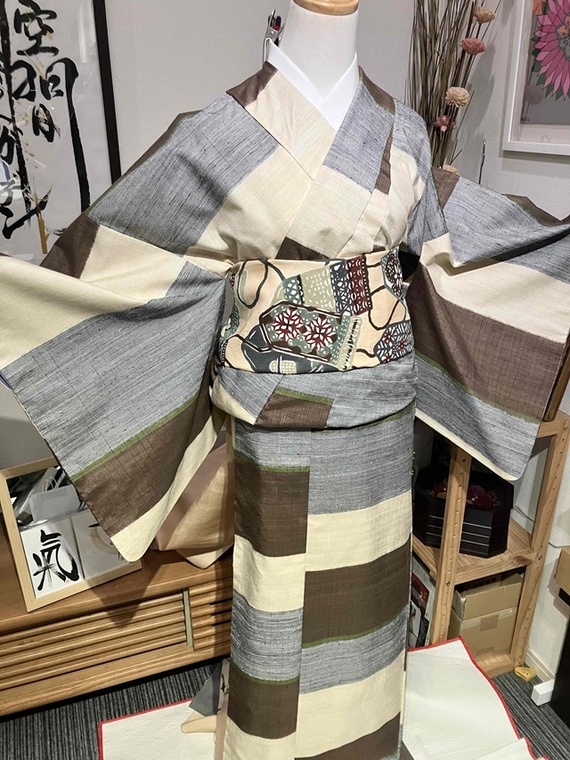 伊那紬 キモノ雑誌ご紹介品 段絣｜着物セレクト専門店スポットガーデン