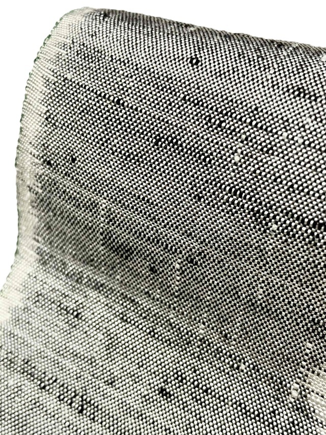 小千谷紬 松煙染