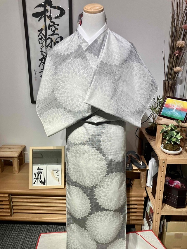 小千谷紬 松煙染