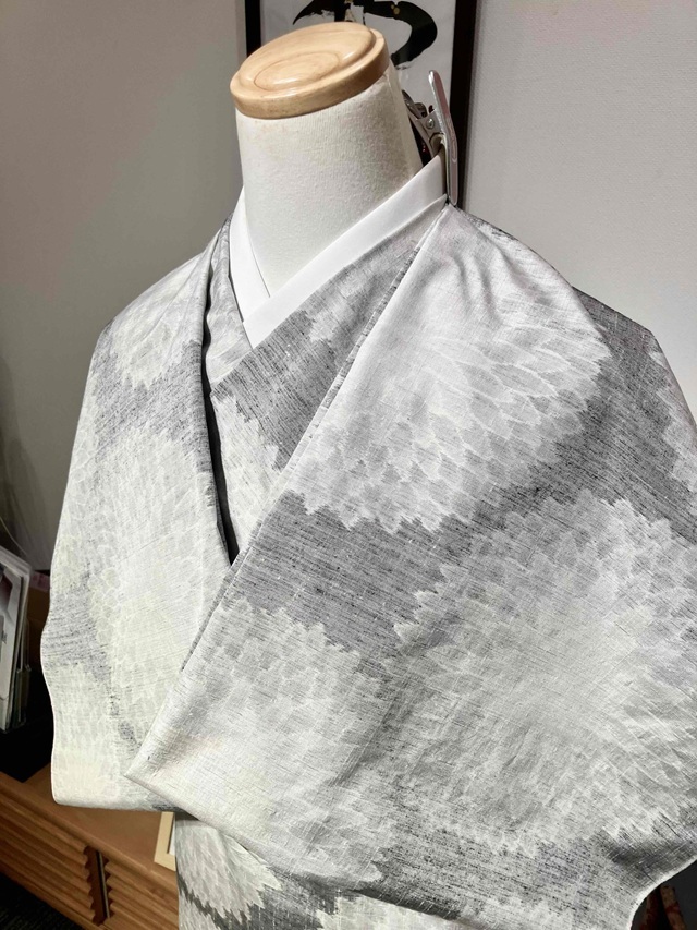 小千谷紬 松煙染 万寿菊｜自然の色を身に纏う 10周年感謝価格｜着物